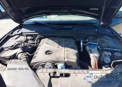 2010 Audi A5 2.0T Premium z USA, uszkodzony, nr VIN WAUVFAFH0AN022427